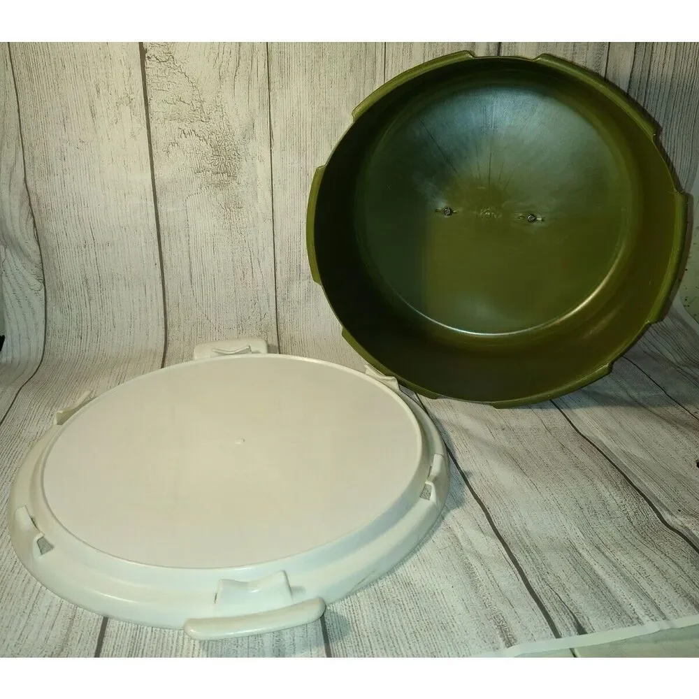 Vintage Avocado Green Cake Carrier/Holder w/handle - Base, Lid/w/flaws Plastic